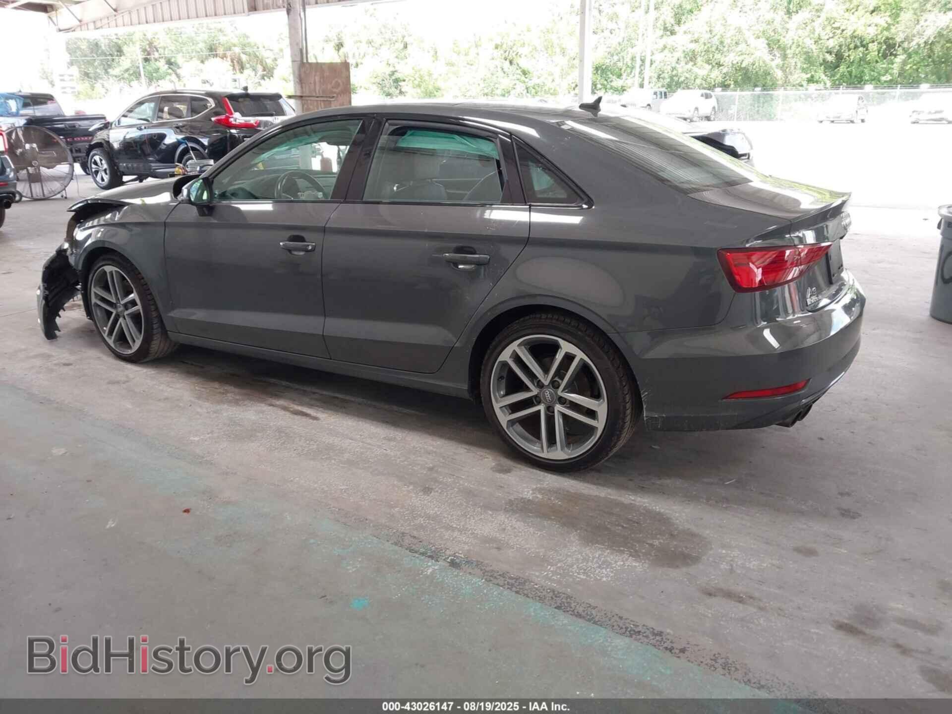 2019 AUDI A3 - VIN: WAUAUGFF9KA085976 - Фото 3