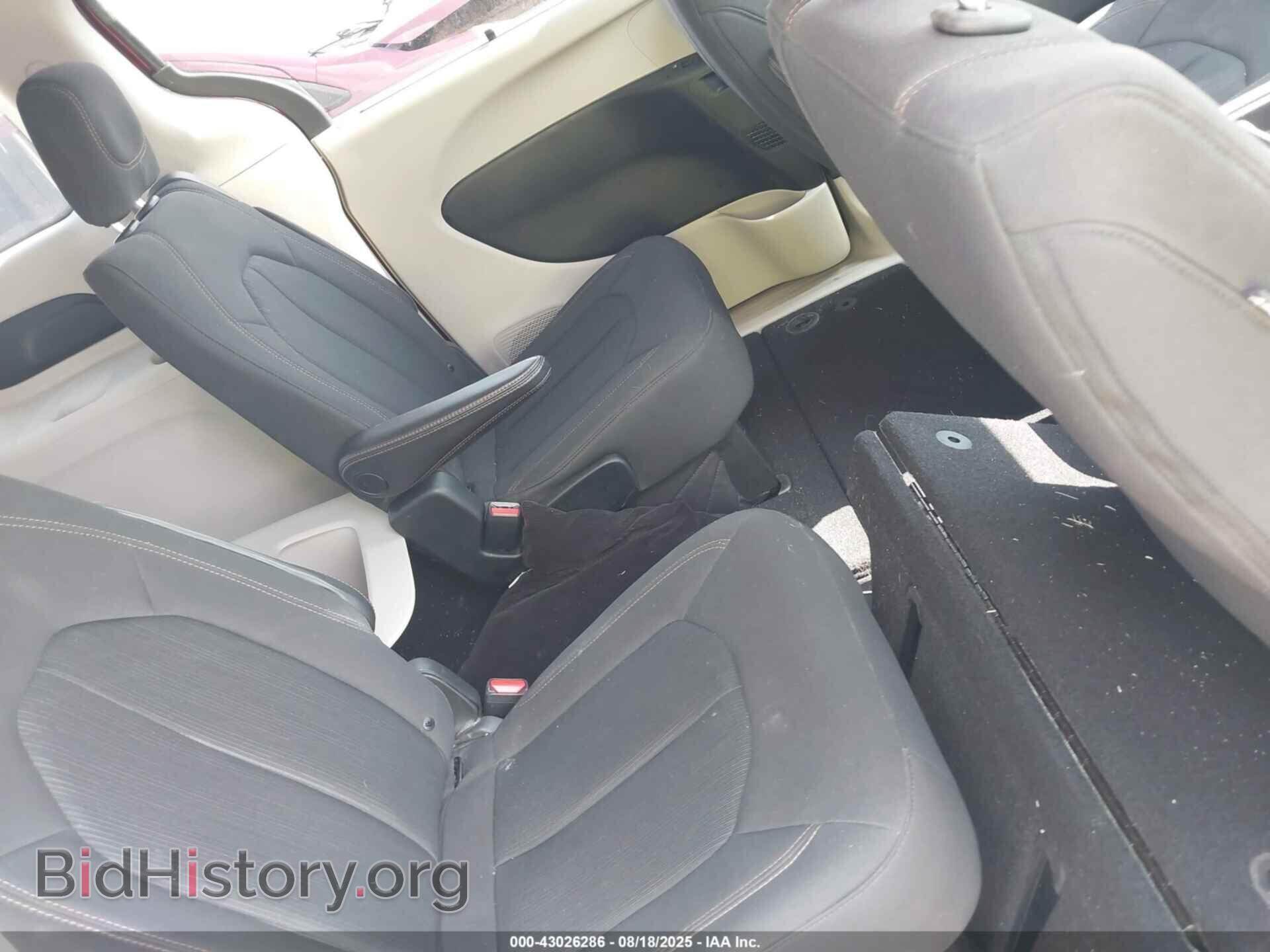 2019 CHRYSLER PACIFICA - VIN: 2C4RC1FG4KR629875 - Photo 8
