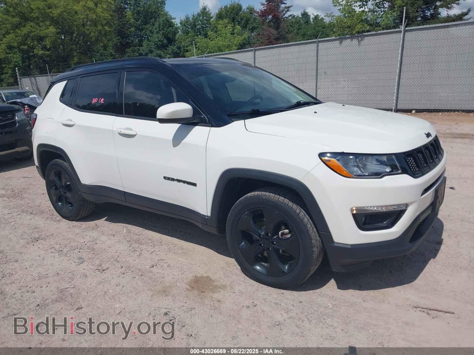 Фотография 3C4NJDBB9JT457791 - JEEP COMPASS 2018