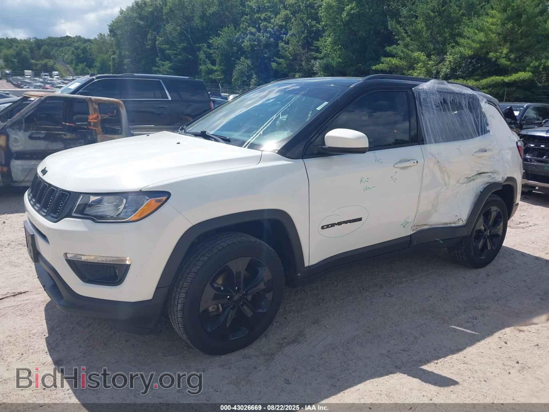 2018 JEEP COMPASS - VIN: 3C4NJDBB9JT457791 - Фото 2