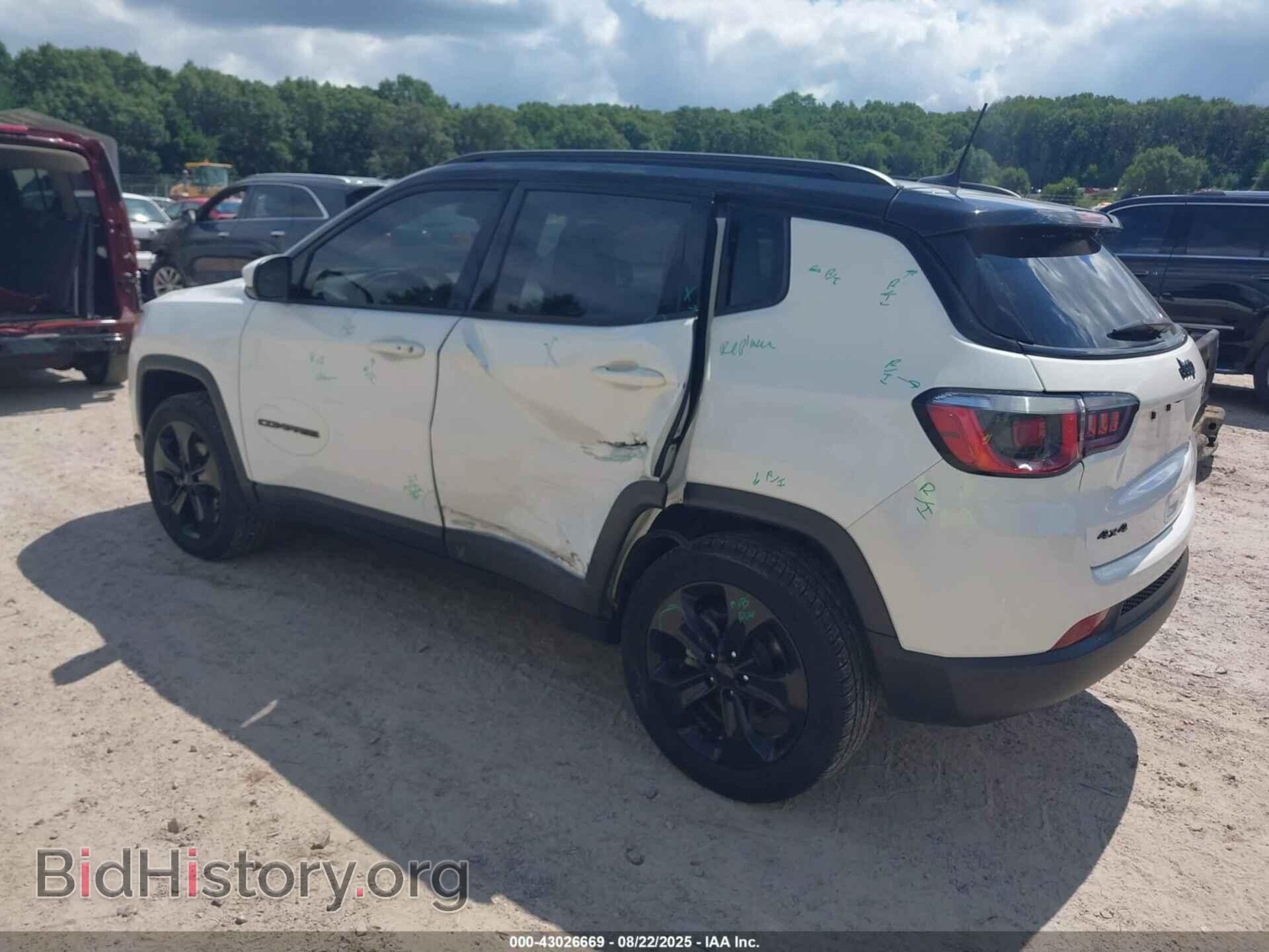 2018 JEEP COMPASS - VIN: 3C4NJDBB9JT457791 - Фото 3