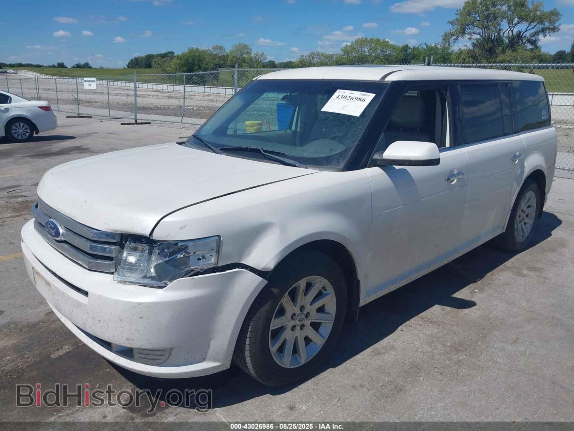 2010 FORD FLEX - VIN: 2FMGK5CC0ABD00614 - Photo 2