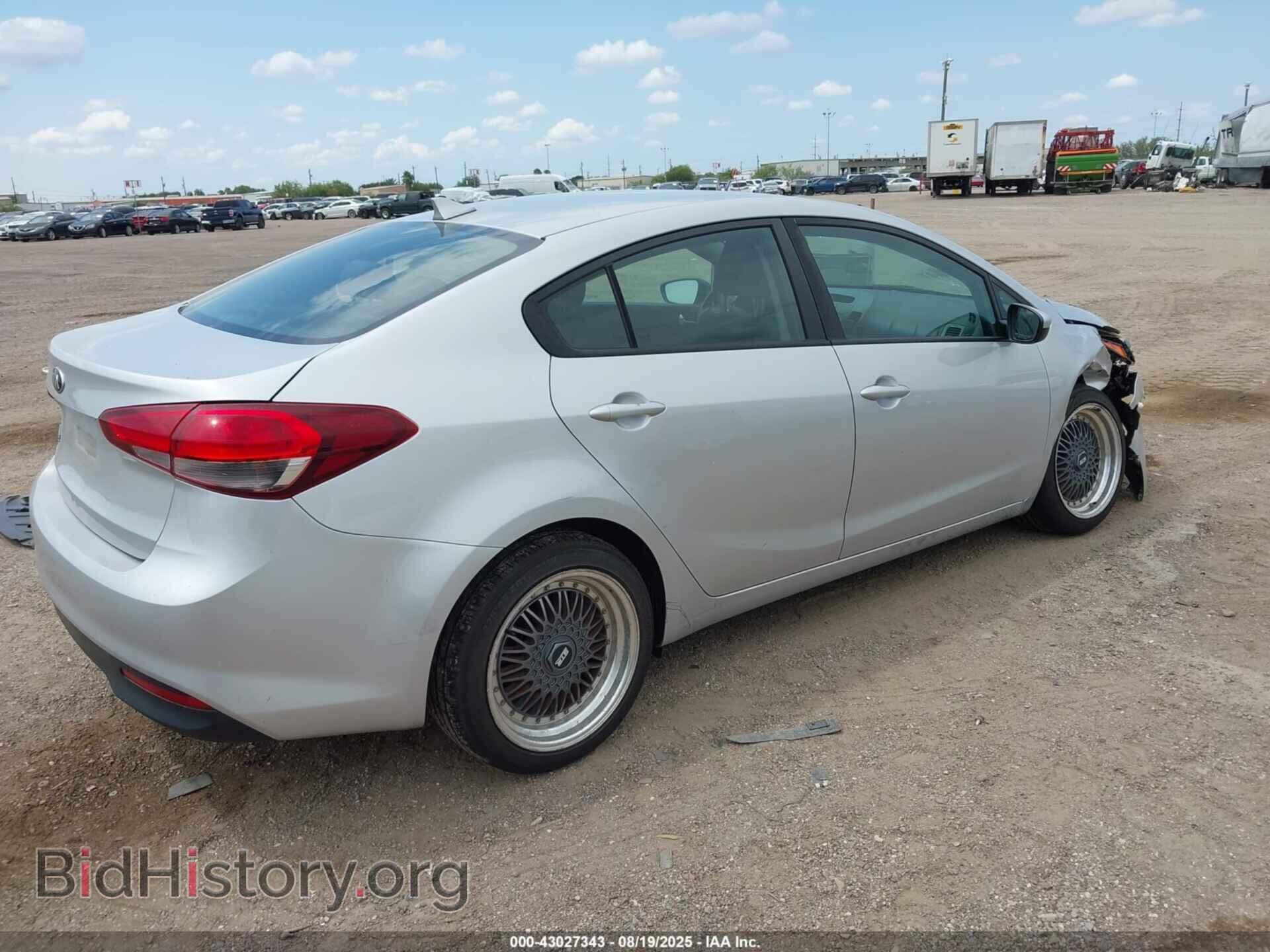 2017 KIA FORTE - VIN: 3KPFL4A70HE051263 - Фото 4