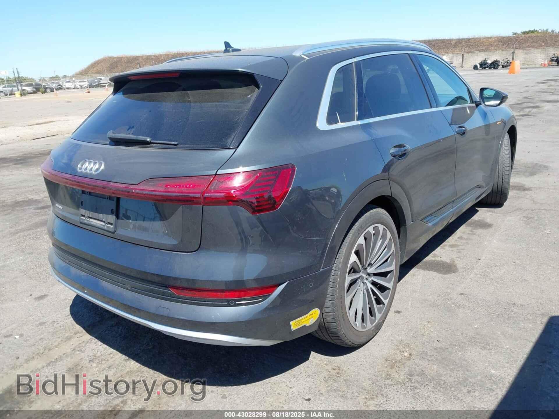 2019 AUDI E-TRON - VIN: WA1VAAGE2KB009360 - Photo 4
