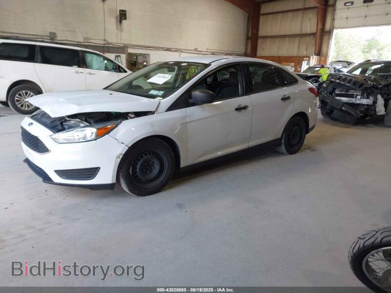 2017 Ford FOCUS (VIN 1FADP3E24HL322116) — фото 2 из 16