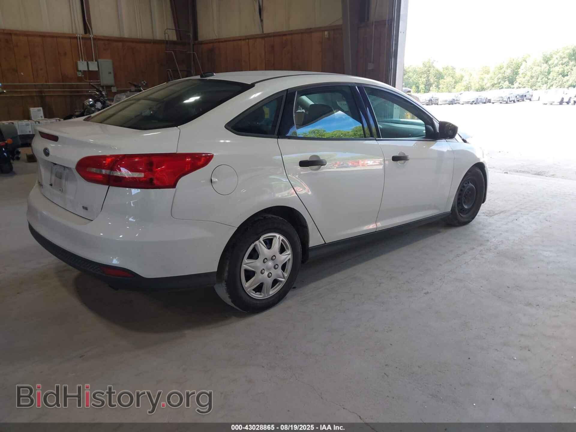 2017 FORD FOCUS - VIN: 1FADP3E24HL322116 - Фото 4