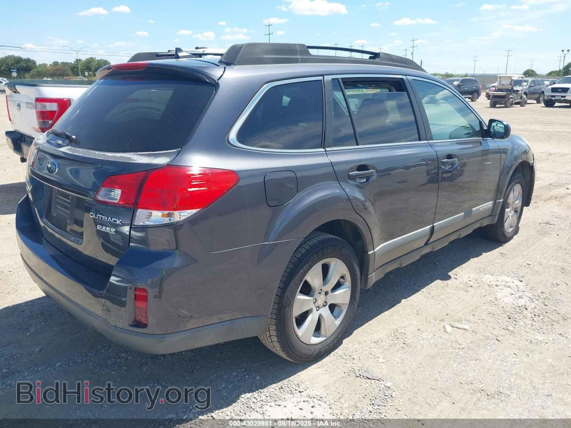 2011 SUBARU OUTBACK - VIN: 4S4BRBKC8B3376881 - Фото 4