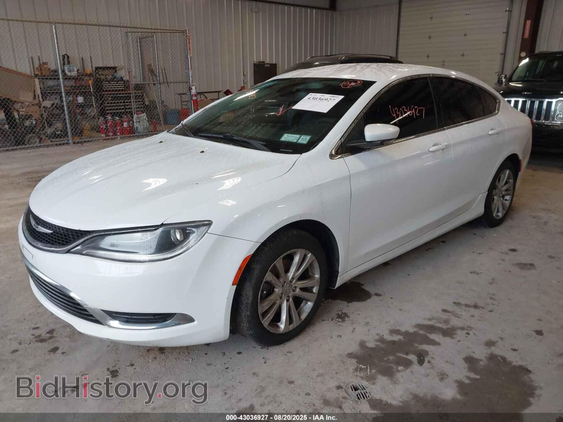 2015 CHRYSLER 200 - VIN: 1C3CCCAB4FN584327 - Фото 2