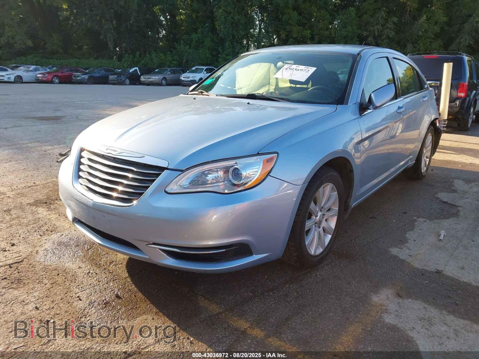 2013 CHRYSLER 200 - VIN: 1C3CCBBB2DN768428 - Photo 2