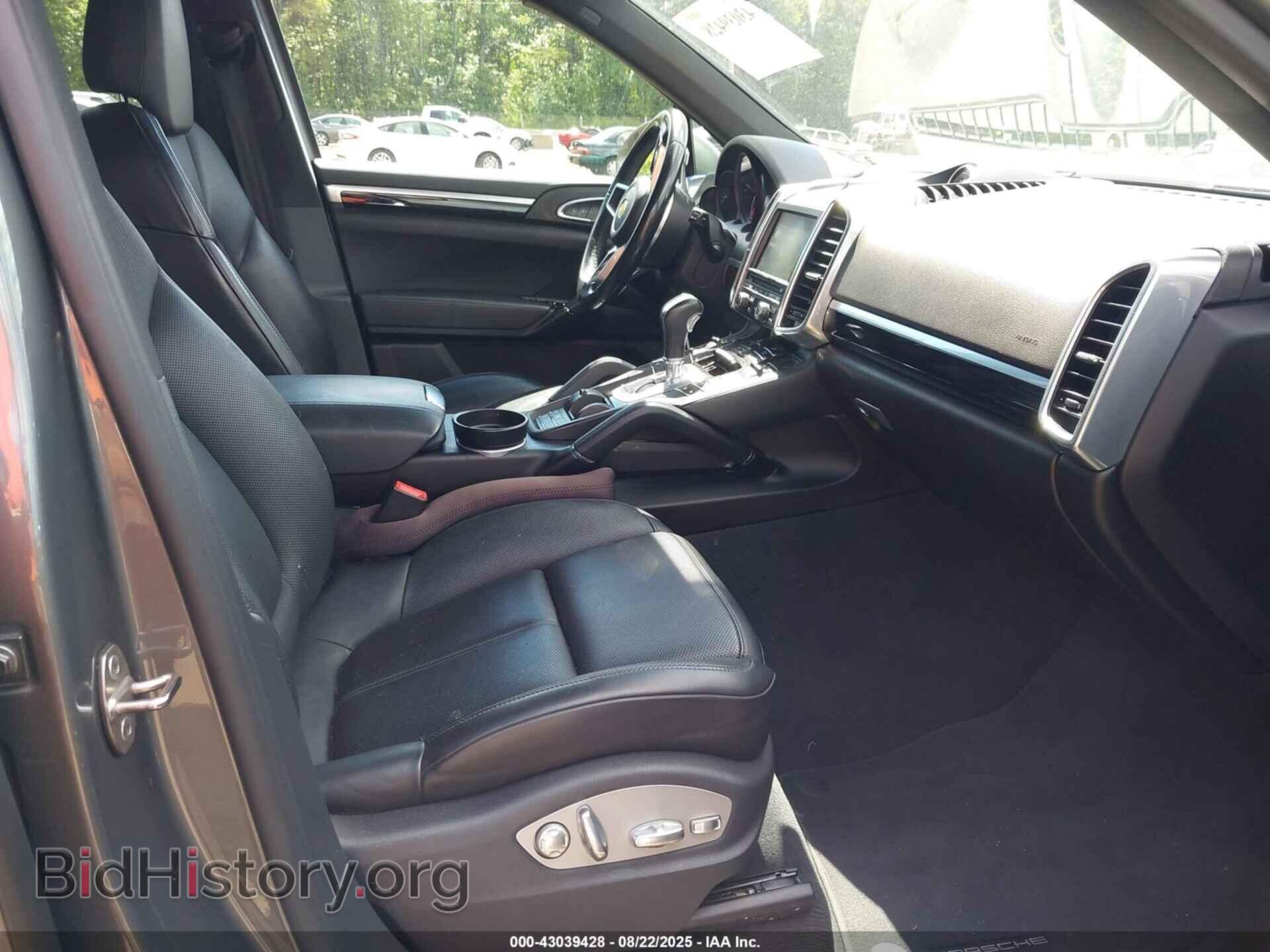 2016 PORSCHE CAYENNE - VIN: WP1AA2A22GKA14878 - Фото 5