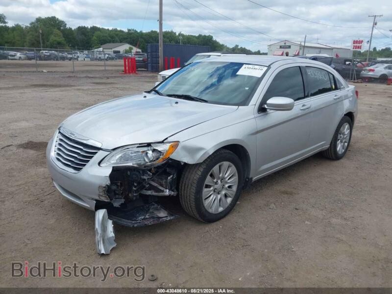 2012 Chrysler 200 (VIN 1C3CCBAB8CN318928) — photo 6 of 12