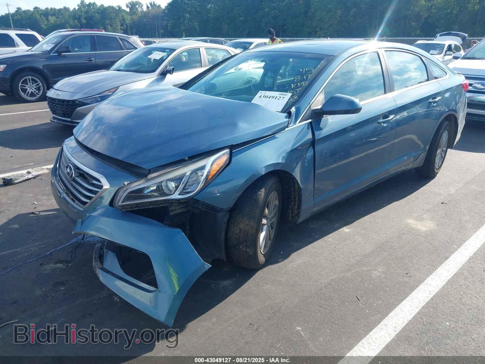 2015 HYUNDAI SONATA - VIN: 5NPE24AF9FH106923 - Фото 2