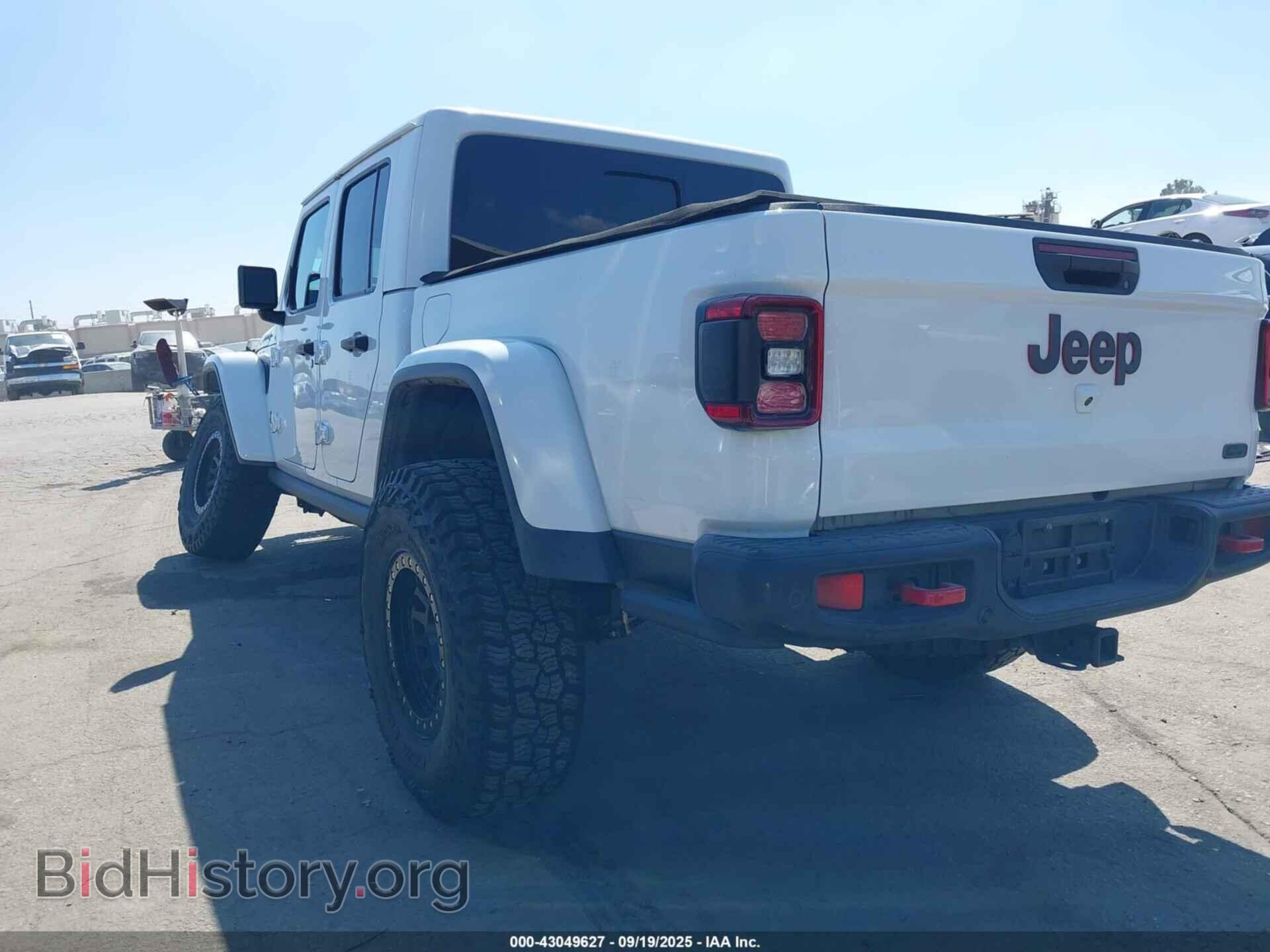 2020 JEEP GLADIATOR - VIN: 1C6JJTBG3LL118230 - Фото 3