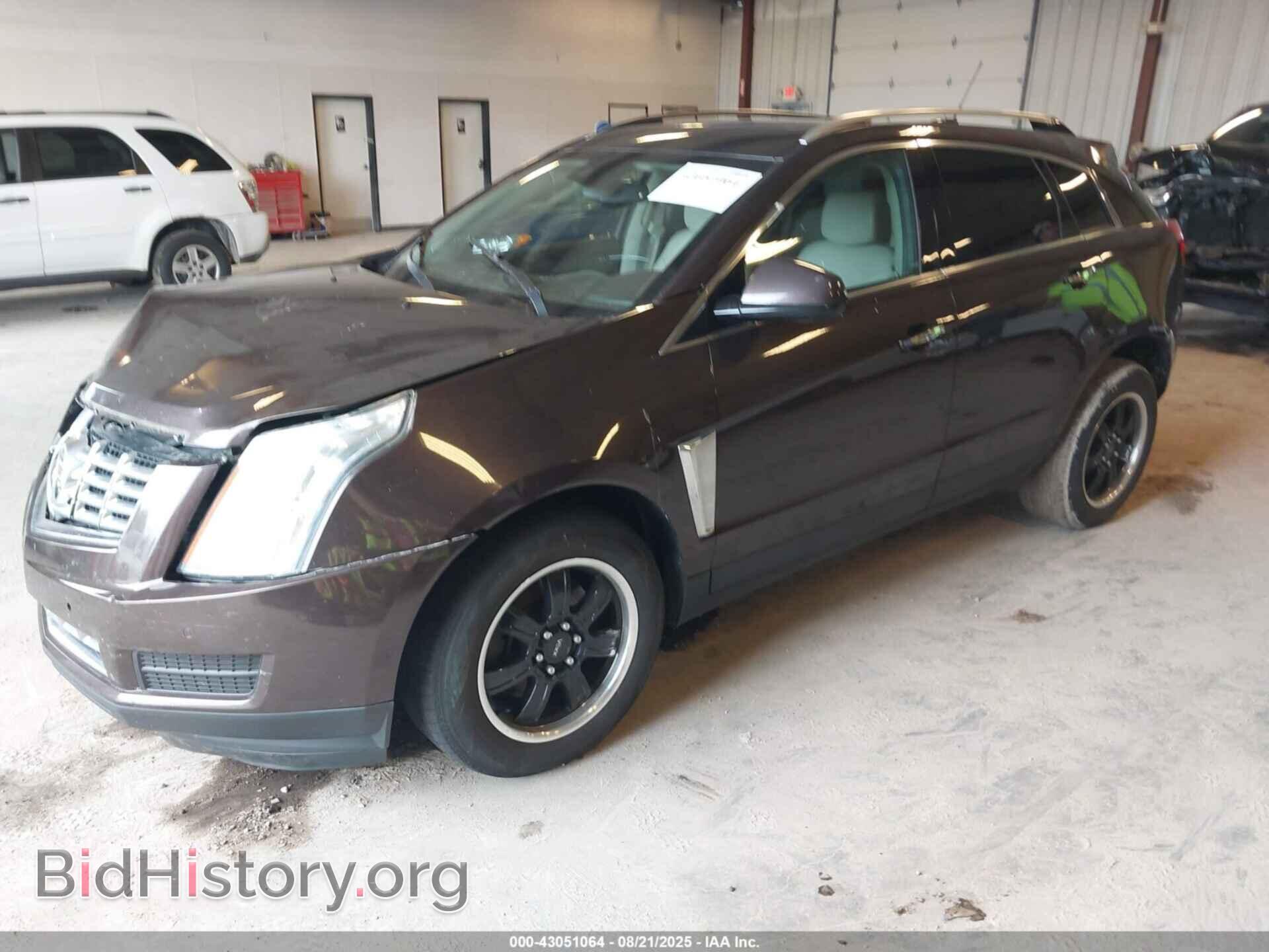 2016 CADILLAC SRX - VIN: 3GYFNEE3XGS525690 - Фото 2