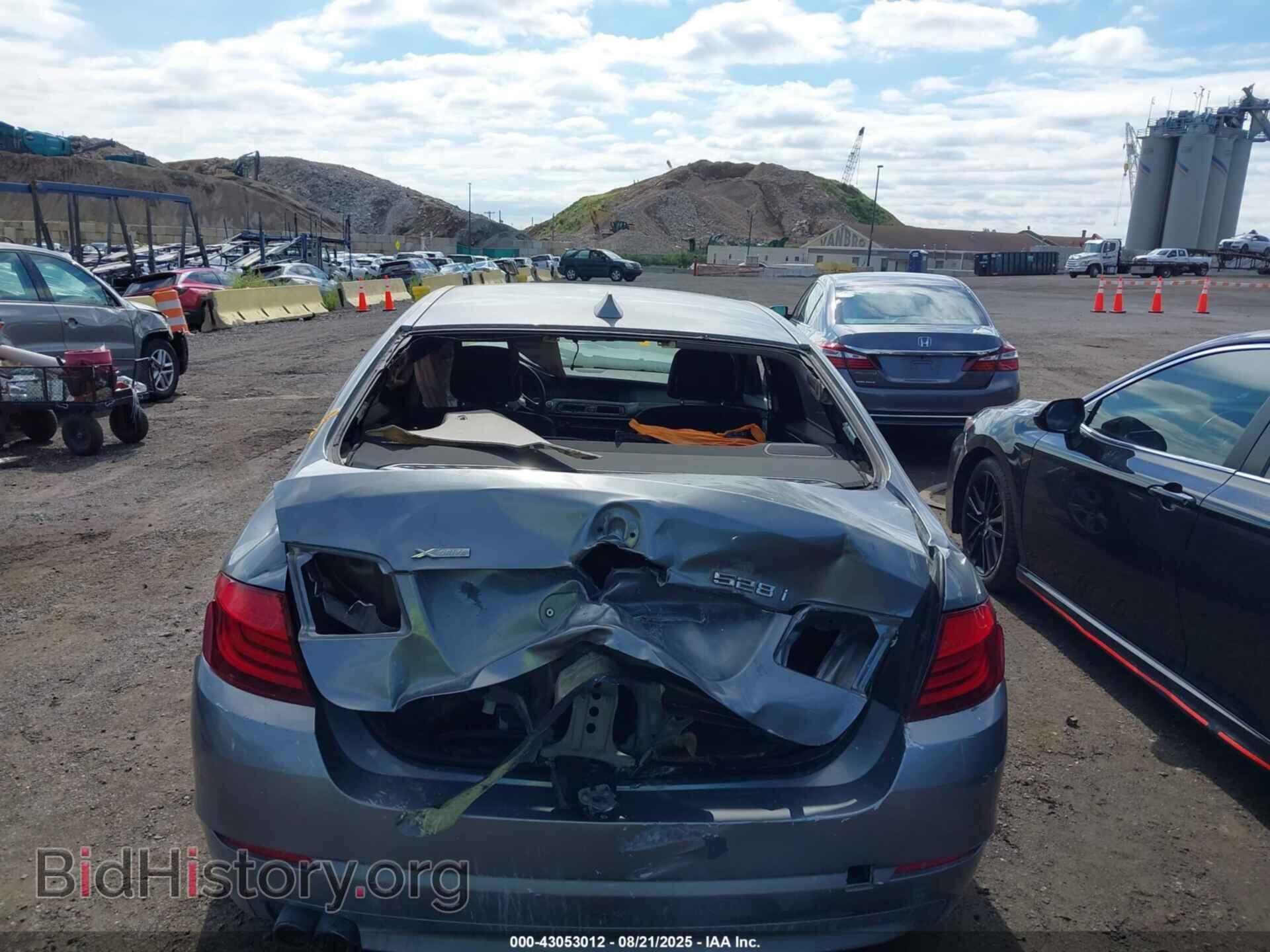 2012 BMW 528I - VIN: WBAXH5C51CDW08390 - Фото 11