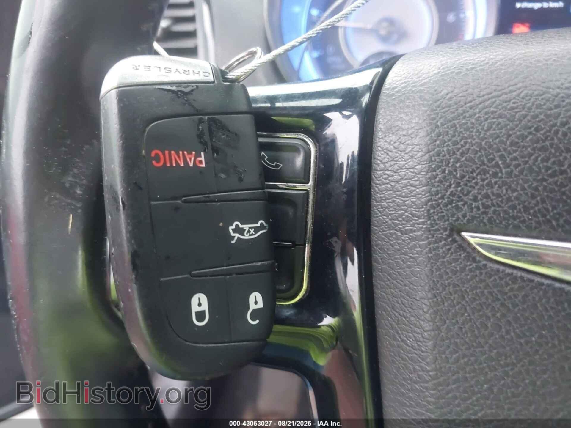 2013 CHRYSLER 300 - VIN: 2C3CCAAG1DH698856 - Фото 11