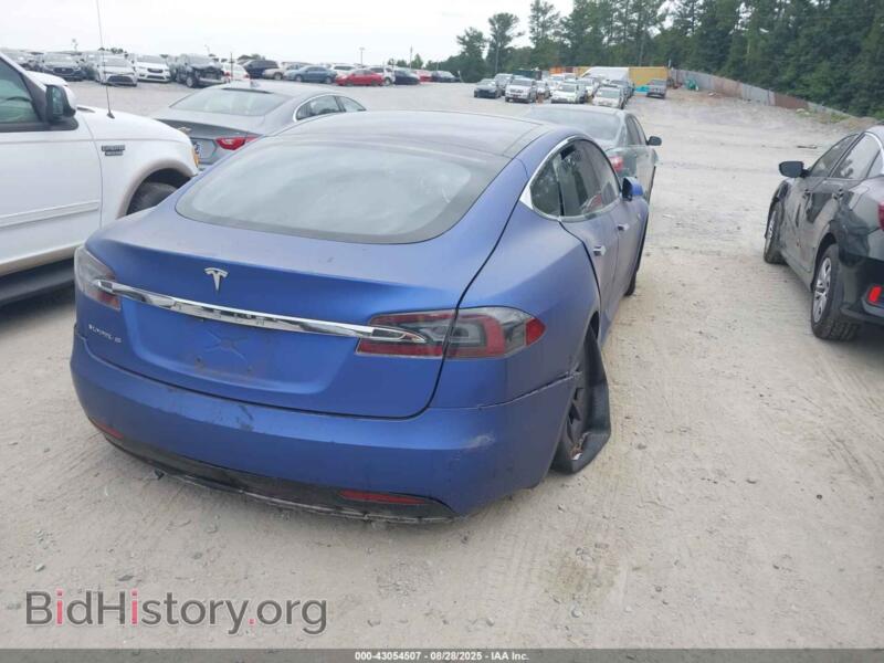 2016 Tesla MODEL S (VIN 5YJSA1E28GF144476) — фото 4 из 15