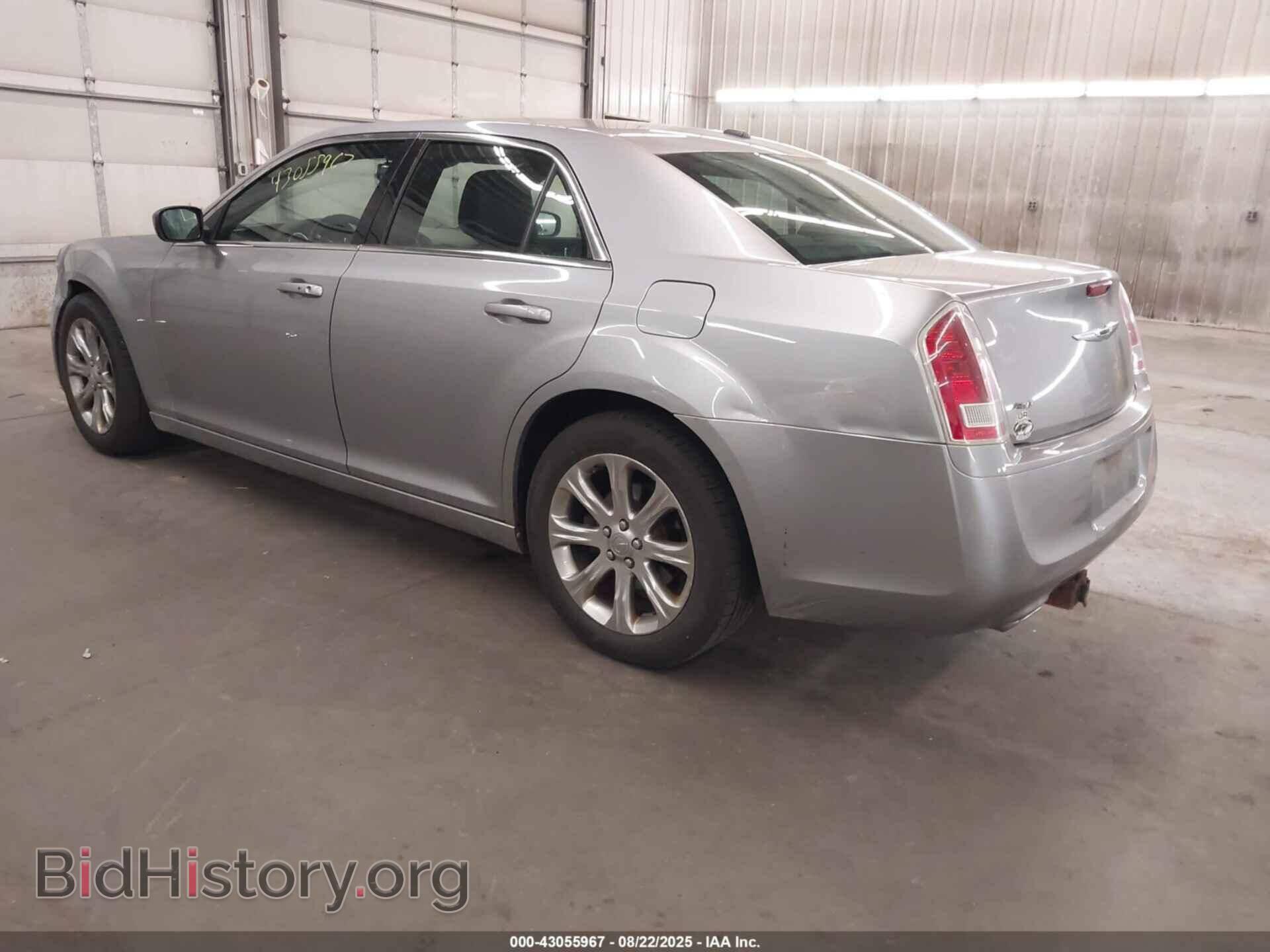 2013 CHRYSLER 300 - VIN: 2C3CCAGT9DH592076 - Фото 3