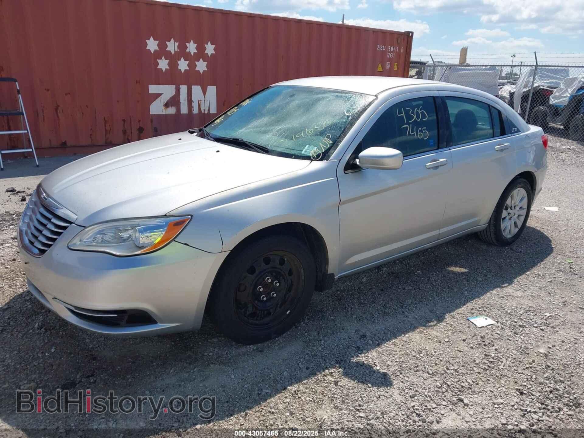 2012 CHRYSLER 200 - VIN: 1C3CCBAB3CN319680 - Фото 2