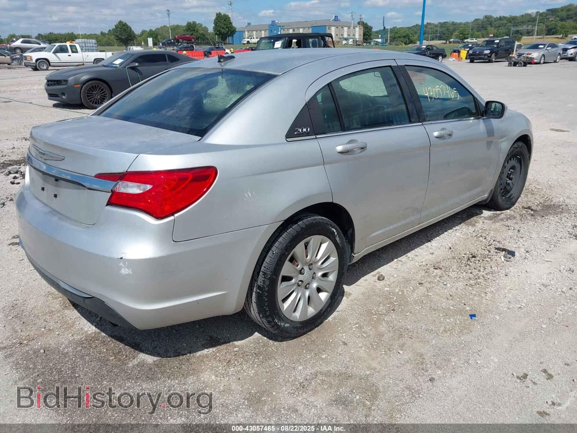 2012 CHRYSLER 200 - VIN: 1C3CCBAB3CN319680 - Фото 4