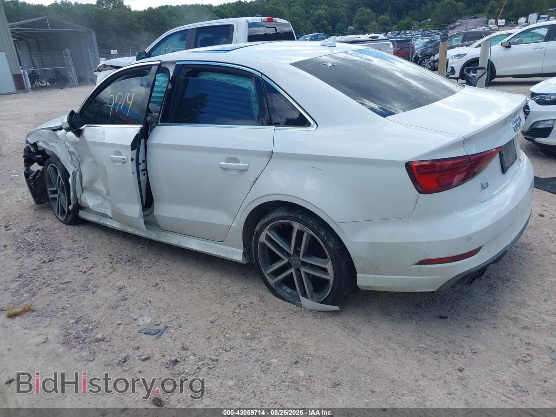 2017 AUDI A3 - VIN: WAUHUHFF4H1077703 - Фото 3