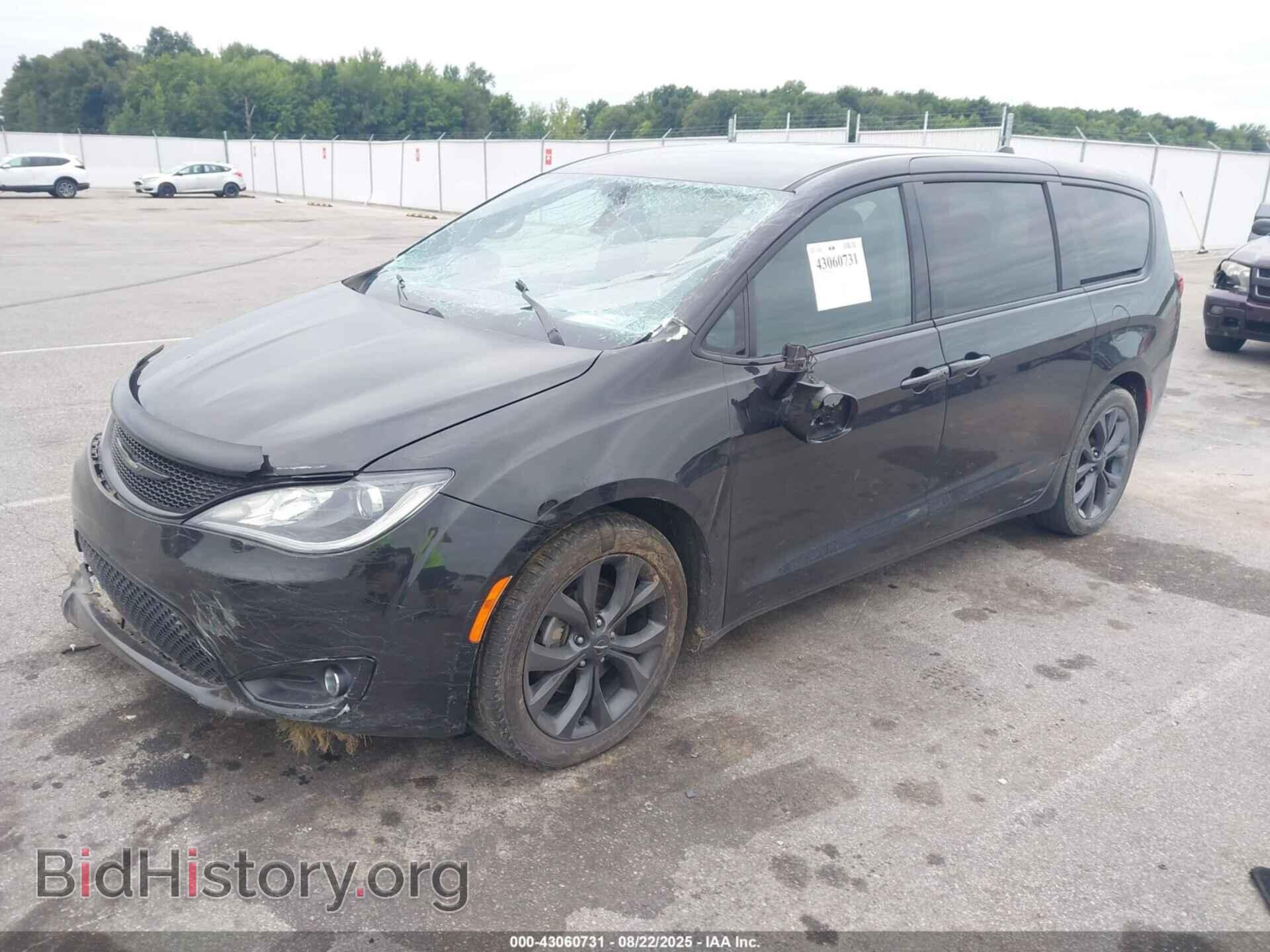 2019 CHRYSLER PACIFICA - VIN: 2C4RC1FG4KR593430 - Photo 2