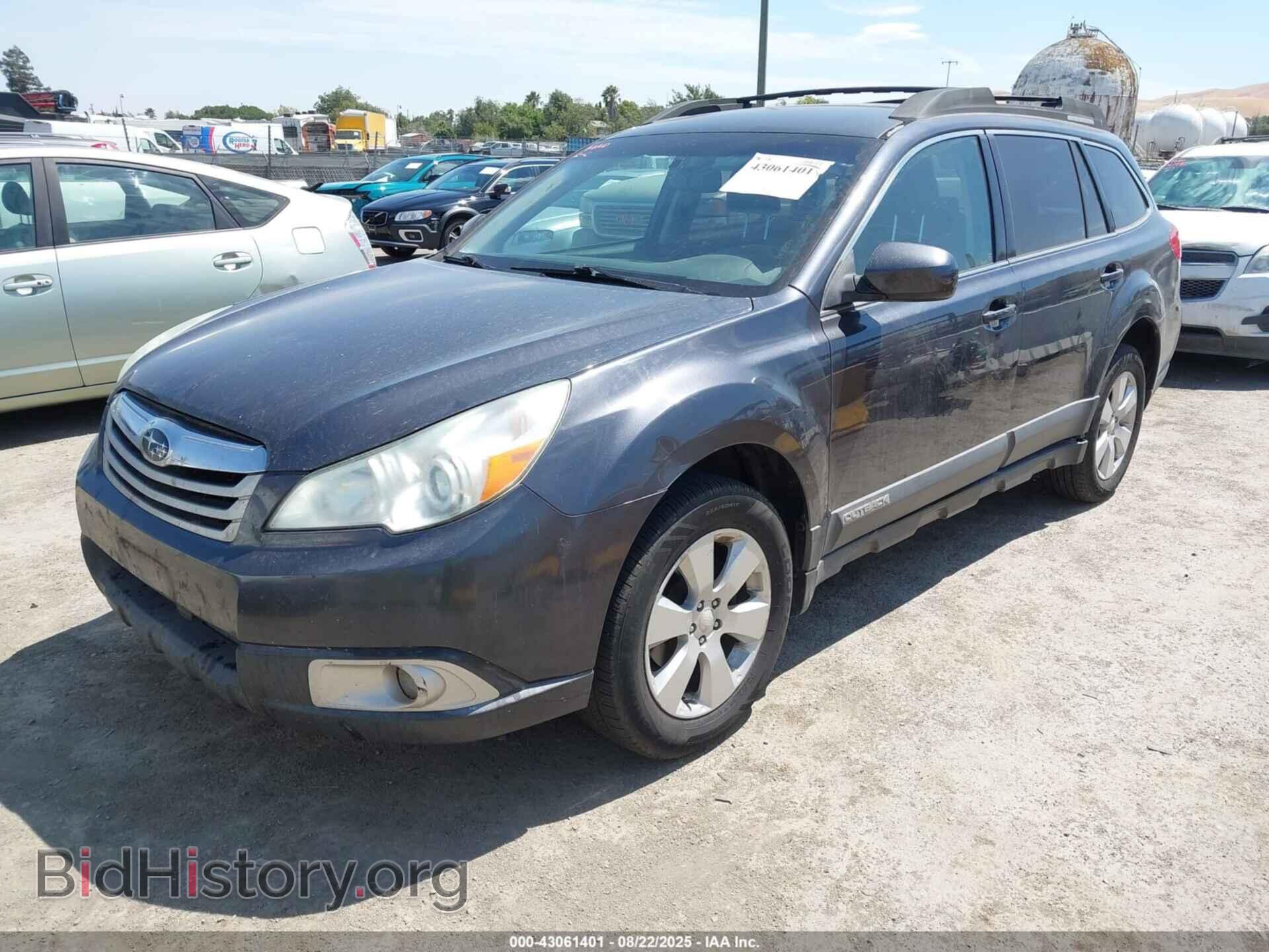 2011 SUBARU OUTBACK - VIN: 4S4BRBCC0B3377568 - Фото 2