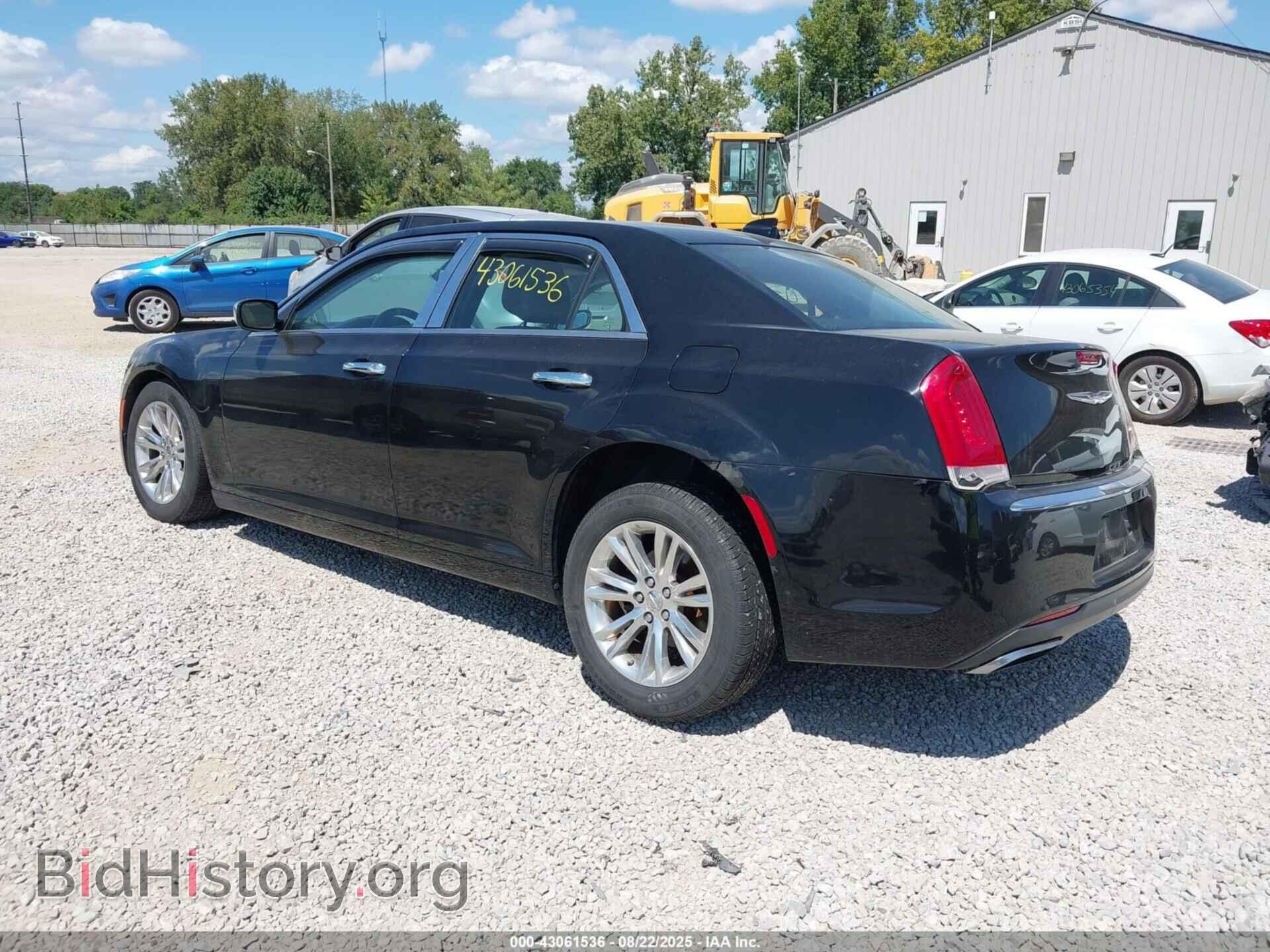 2016 CHRYSLER 300C - VIN: 2C3CCAEG6GH320000 - Фото 3