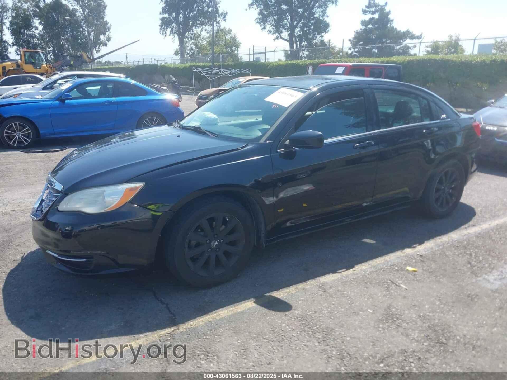 2012 CHRYSLER 200 - VIN: 1C3CCBBB0CN267441 - Фото 2