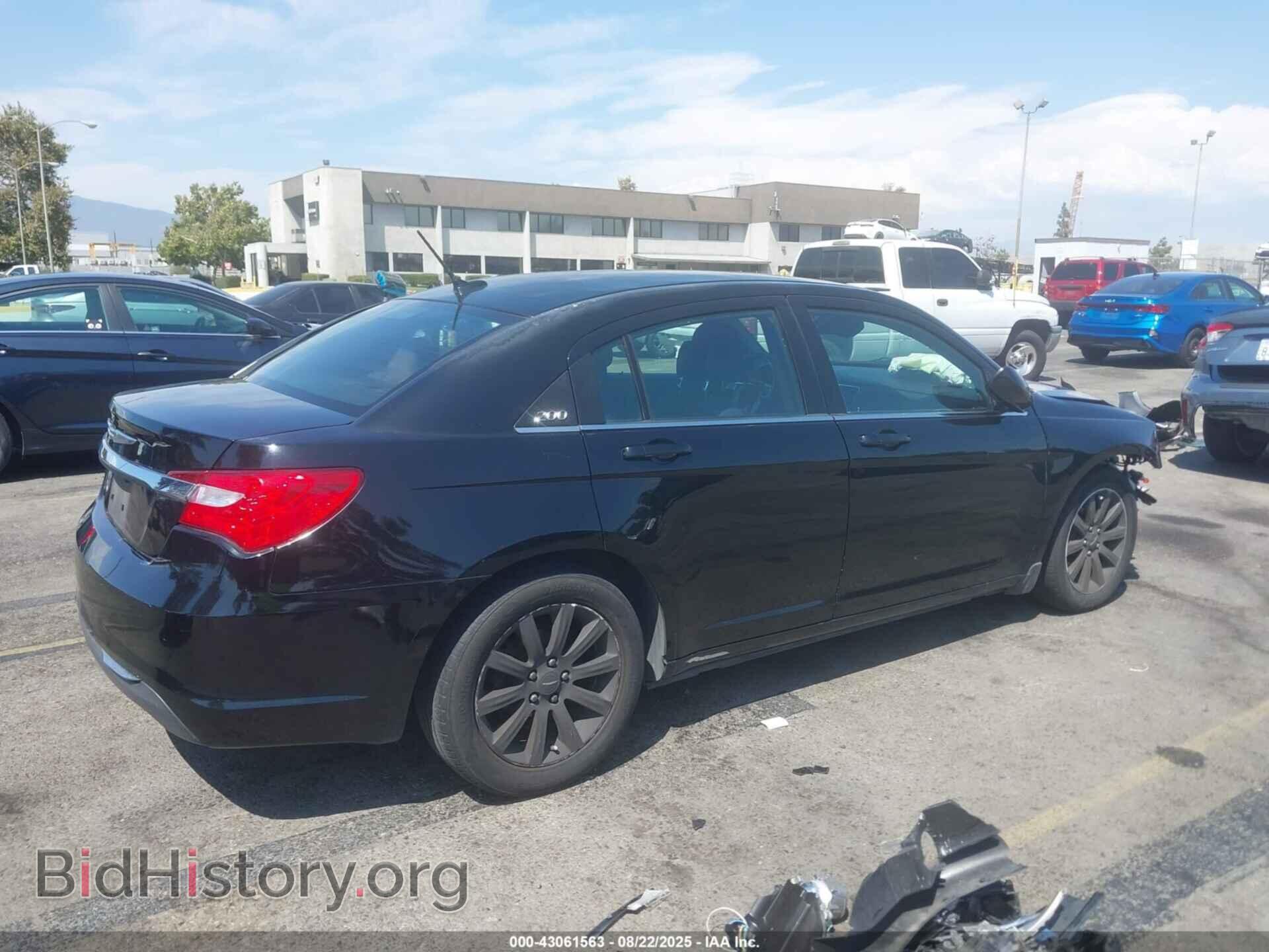 2012 CHRYSLER 200 - VIN: 1C3CCBBB0CN267441 - Фото 4