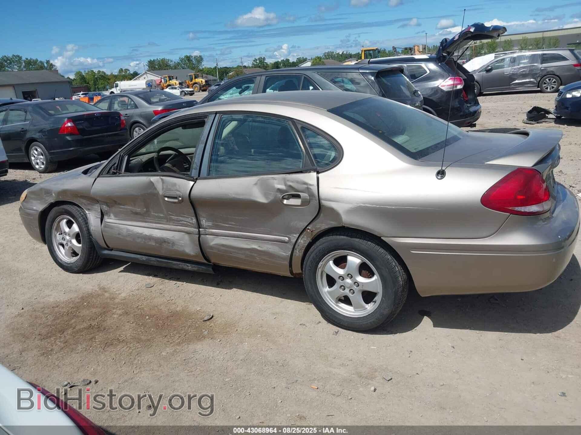 2005 FORD TAURUS - VIN: 1FAFP53245A282375 - Фото 14