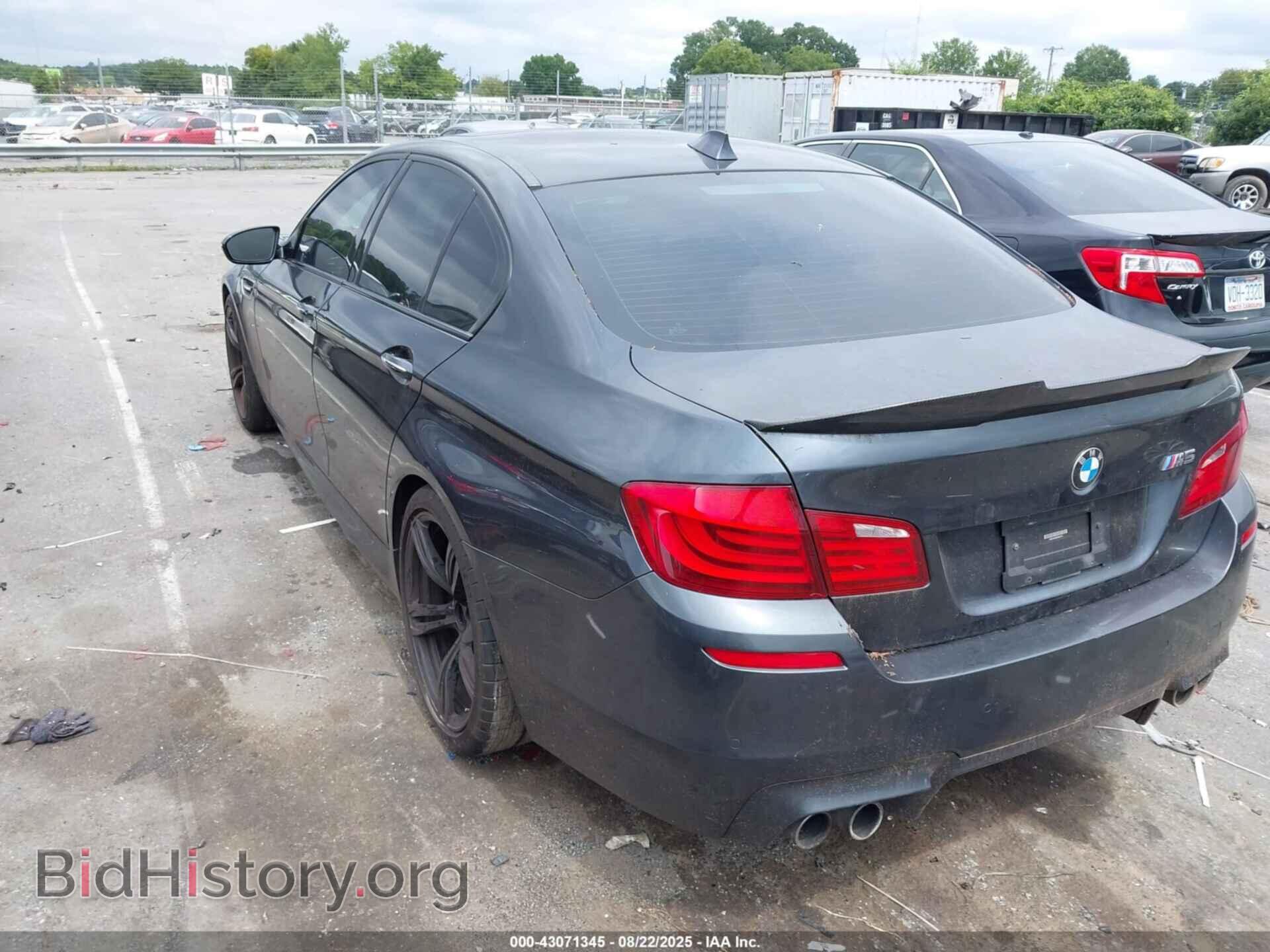 2013 BMW M5 - VIN: WBSFV9C50DD095741 - Фото 3