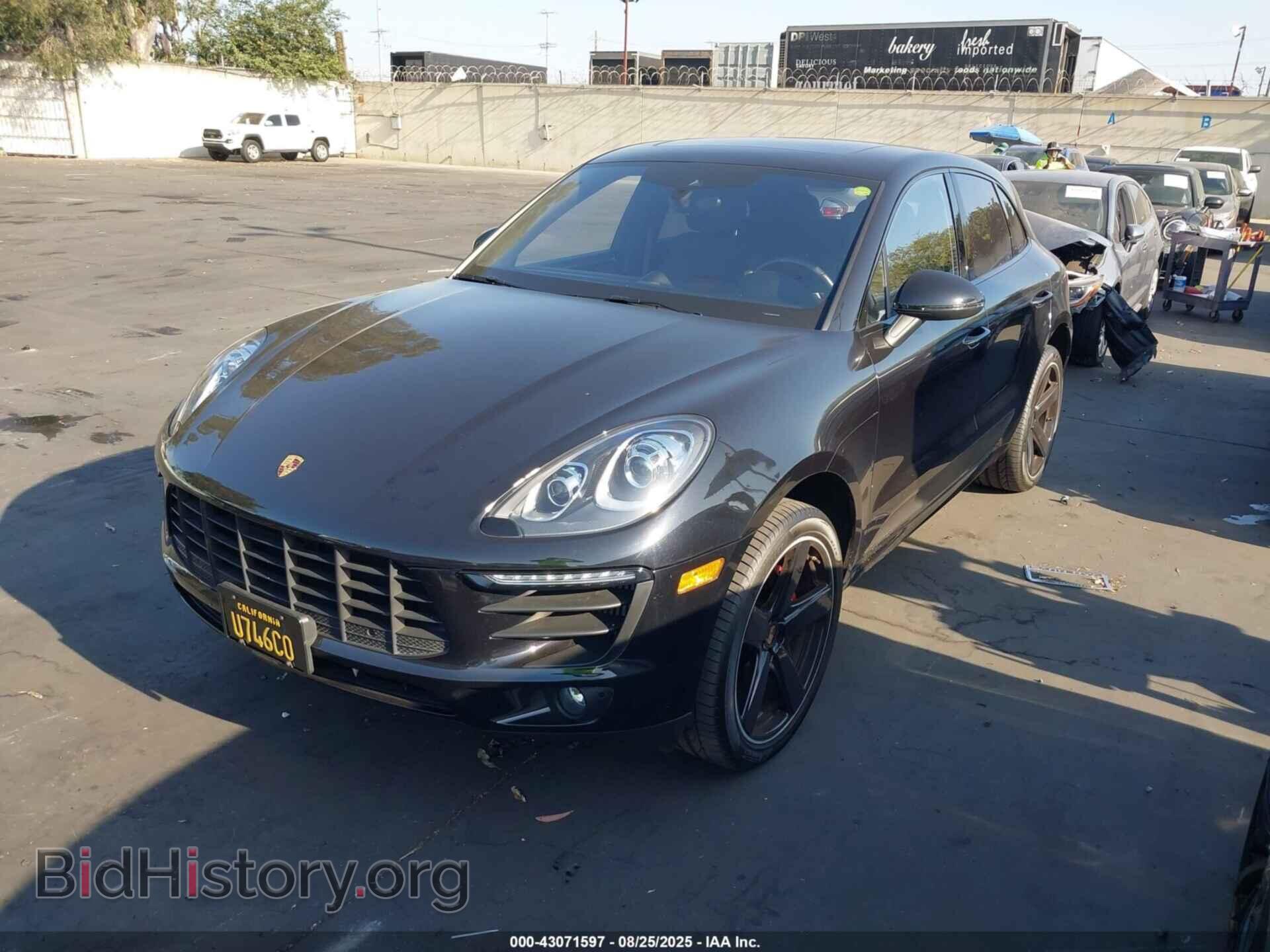 2017 PORSCHE MACAN - VIN: WP1AB2A52HLB14143 - Фото 2