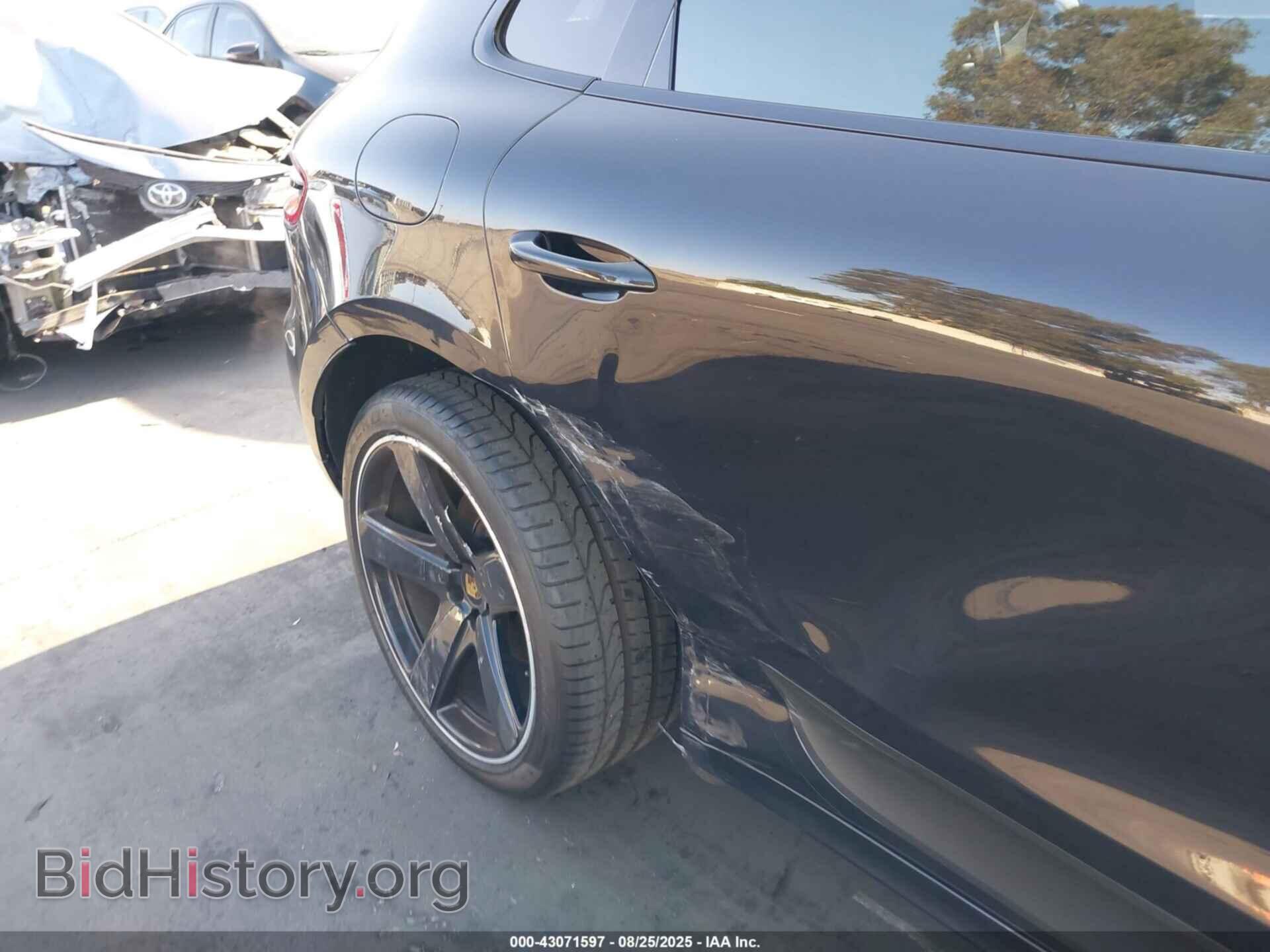 2017 PORSCHE MACAN - VIN: WP1AB2A52HLB14143 - Фото 6