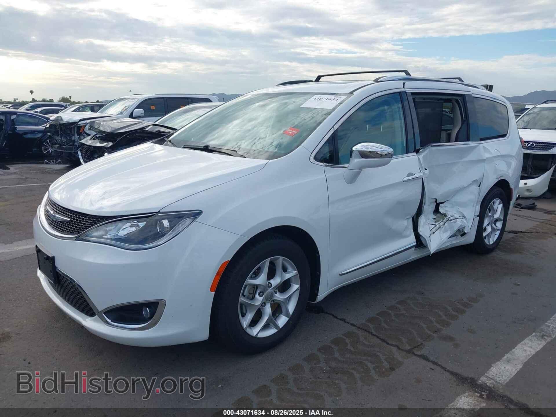 2020 CHRYSLER PACIFICA - VIN: 2C4RC1GG4LR284542 - Фото 2