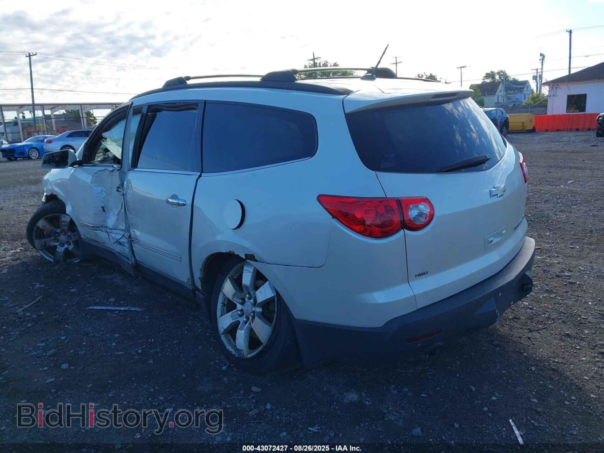 2012 CHEVROLET TRAVERSE - VIN: 1GNKVLED2CJ232502 - Фото 3