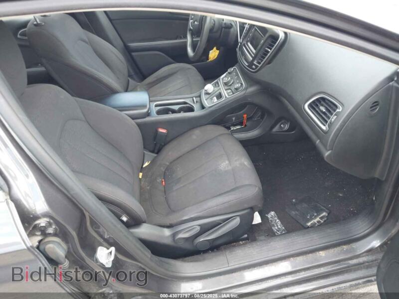 2015 Chrysler 200 (VIN 1C3CCCAB7FN654595) — photo 5 of 11