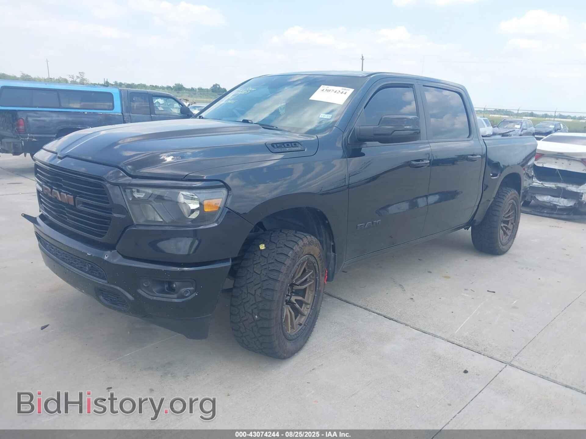 2021 RAM 1500 - VIN: 1C6SRFFT9MN553796 - Фото 2