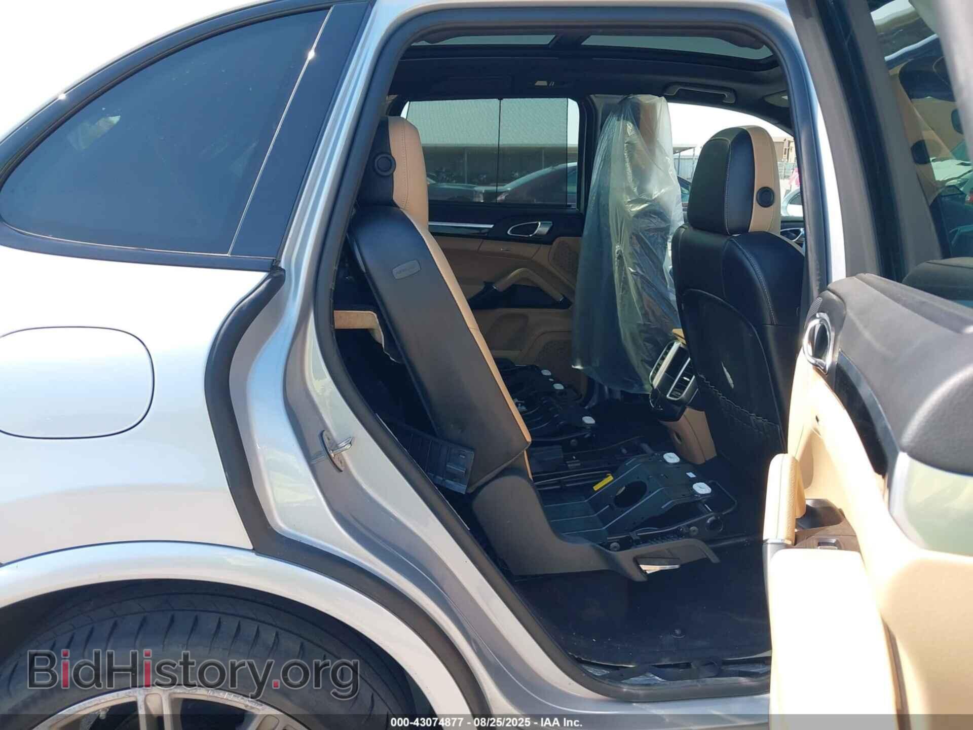 2017 PORSCHE CAYENNE - VIN: WP1AA2A24HKA88014 - Фото 8