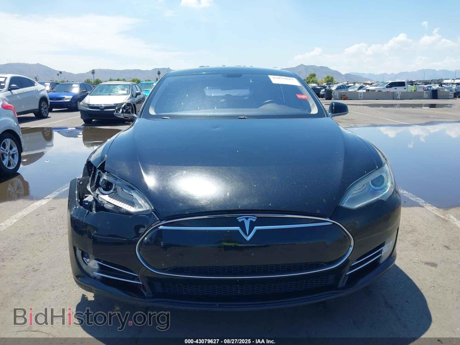 2014 TESLA MODEL S - VIN: 5YJSA1H18EFP35200 - Фото 12
