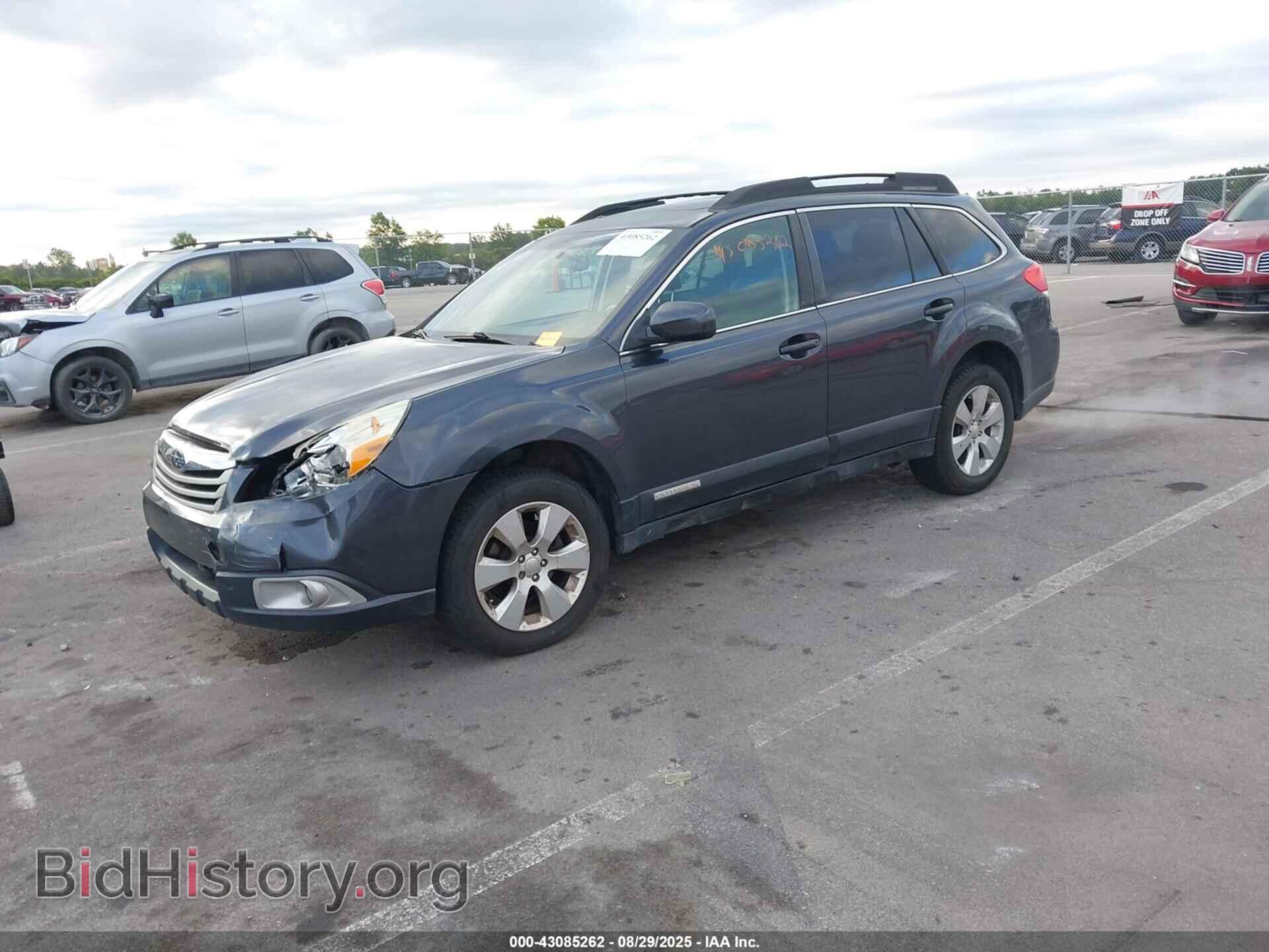 2011 SUBARU OUTBACK - VIN: 4S4BRBLC8B3367922 - Фото 2