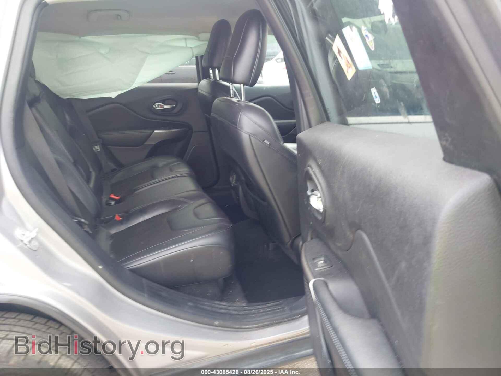2020 JEEP CHEROKEE - VIN: 1C4PJLLB9LD654079 - Фото 8