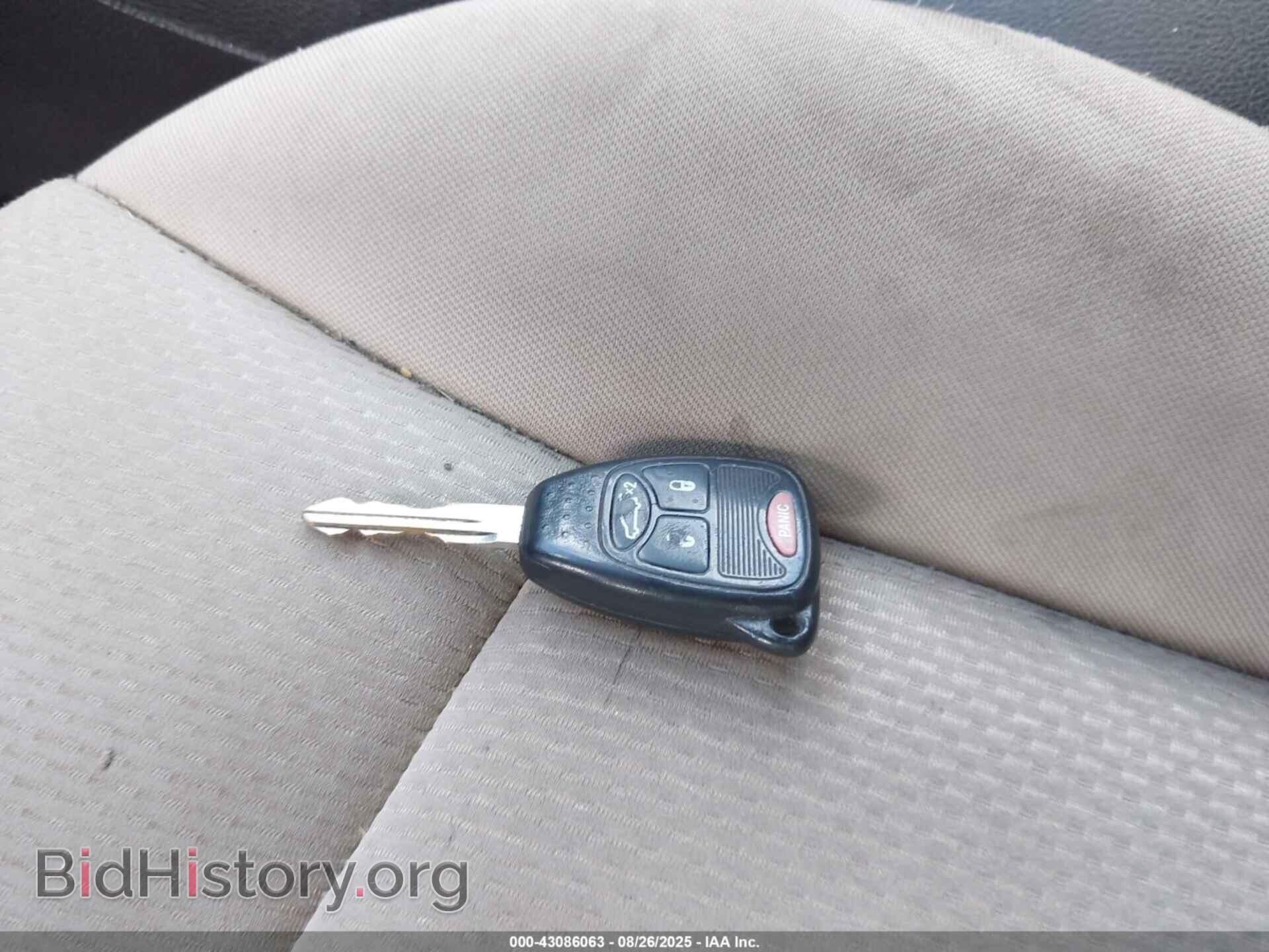 2014 CHRYSLER 200 - VIN: 1C3CCBBBXEN192833 - Фото 11