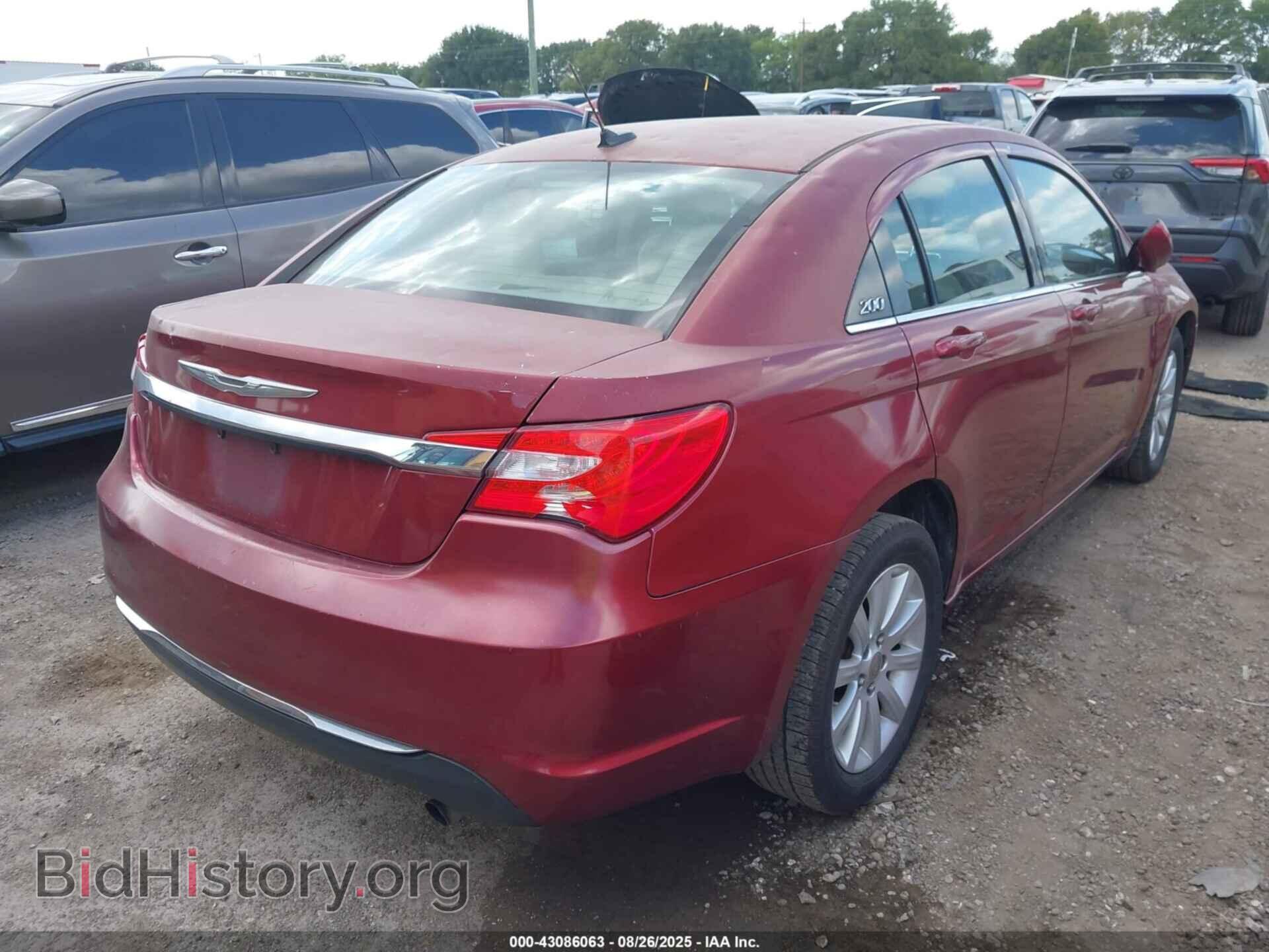 2014 CHRYSLER 200 - VIN: 1C3CCBBBXEN192833 - Фото 4