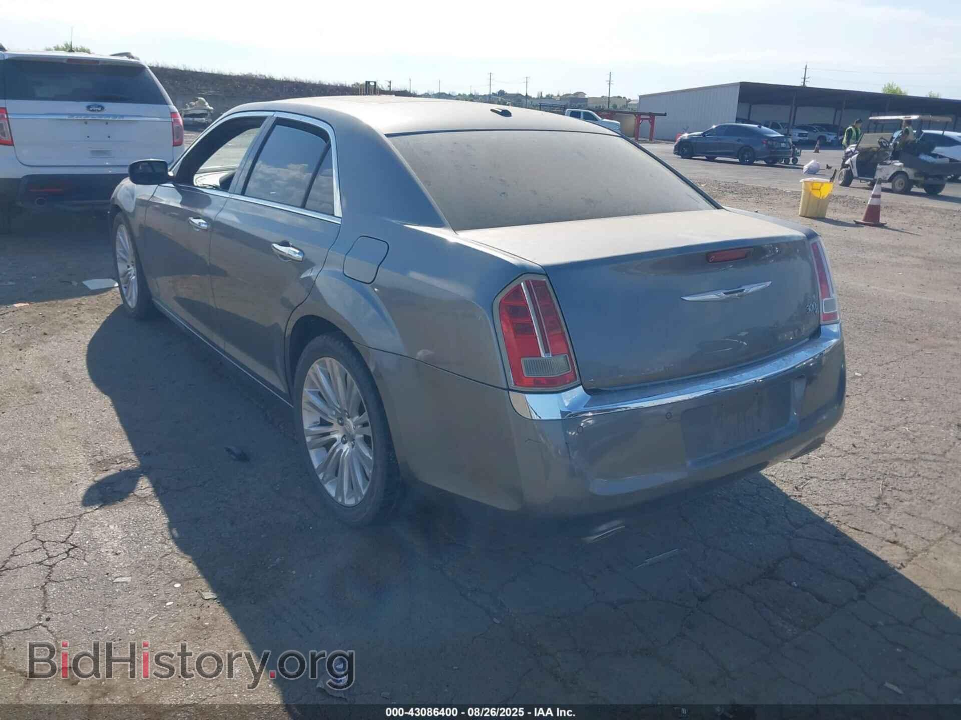 2011 CHRYSLER 300C - VIN: 2C3CA6CT4BH559296 - Фото 3