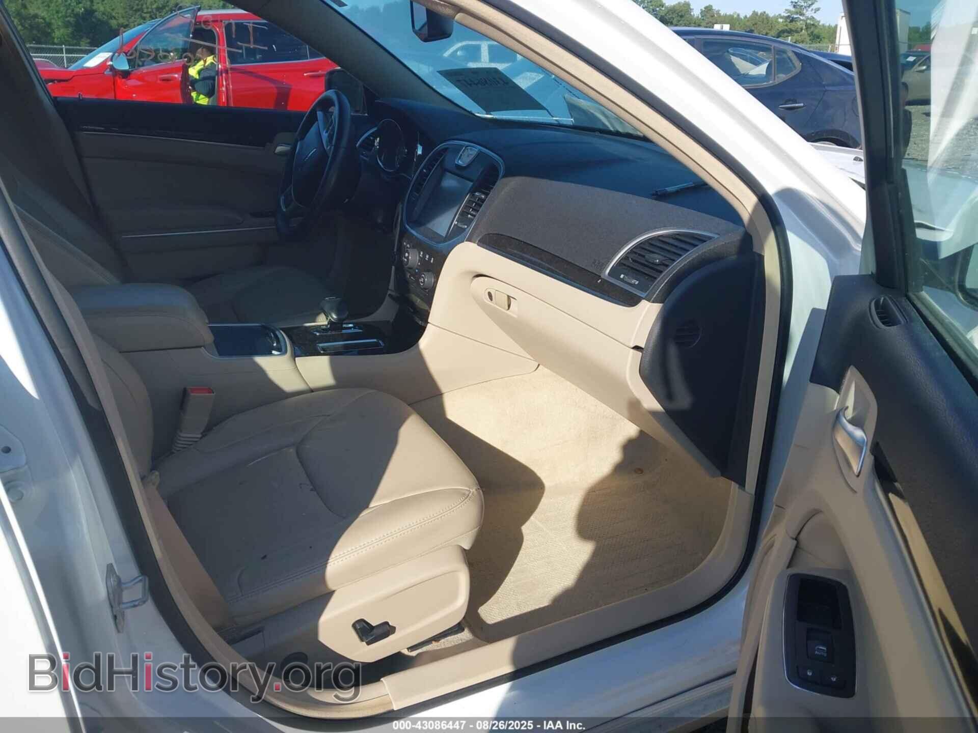 2014 CHRYSLER 300 - VIN: 2C3CCAAG1EH283148 - Фото 5