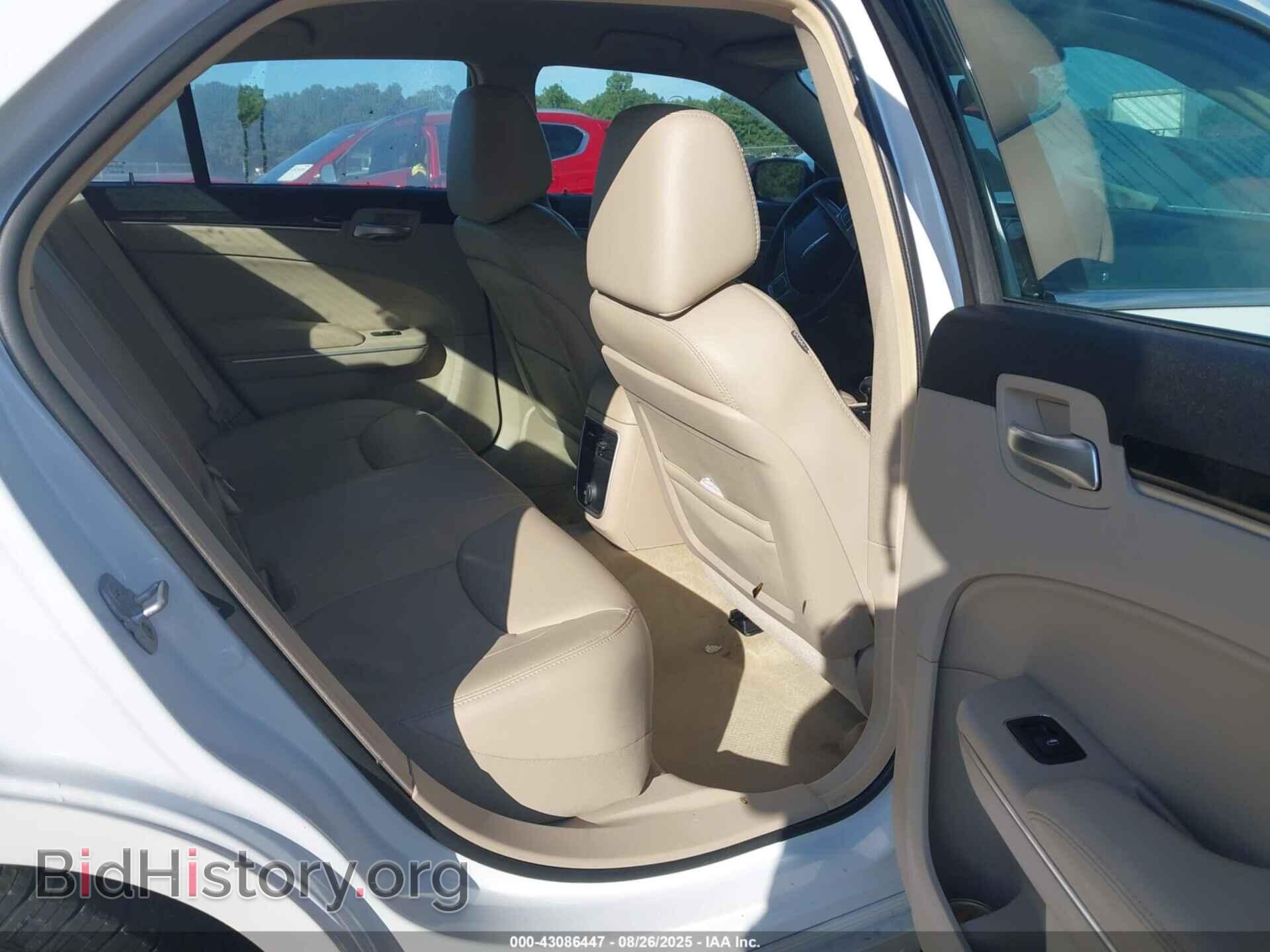 2014 CHRYSLER 300 - VIN: 2C3CCAAG1EH283148 - Фото 8