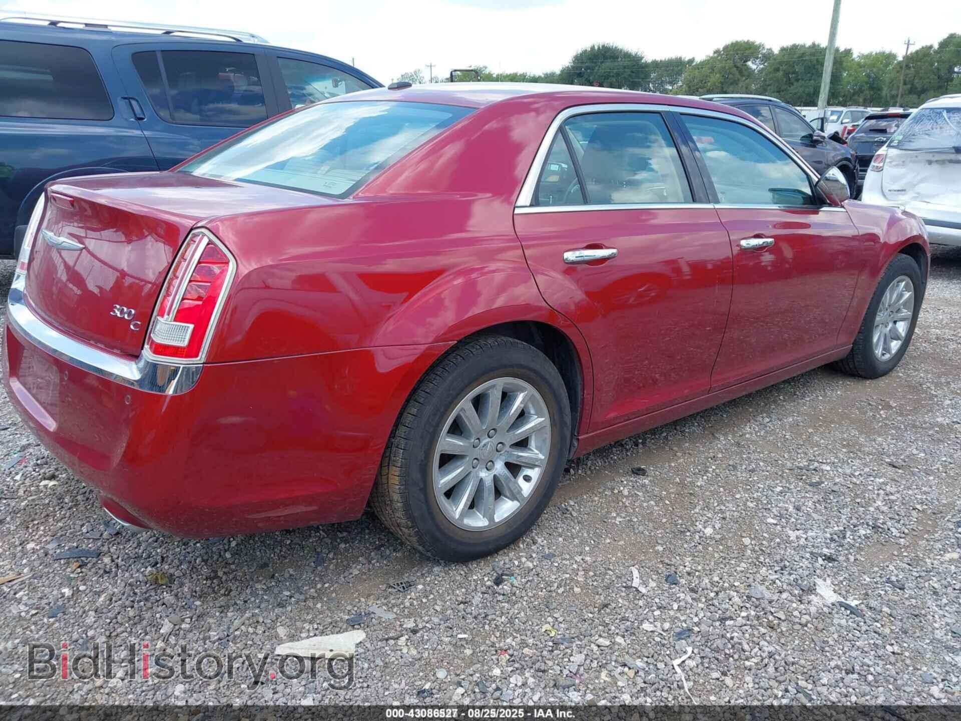 2011 CHRYSLER 300C - VIN: 2C3CA6CT8BH564016 - Фото 4