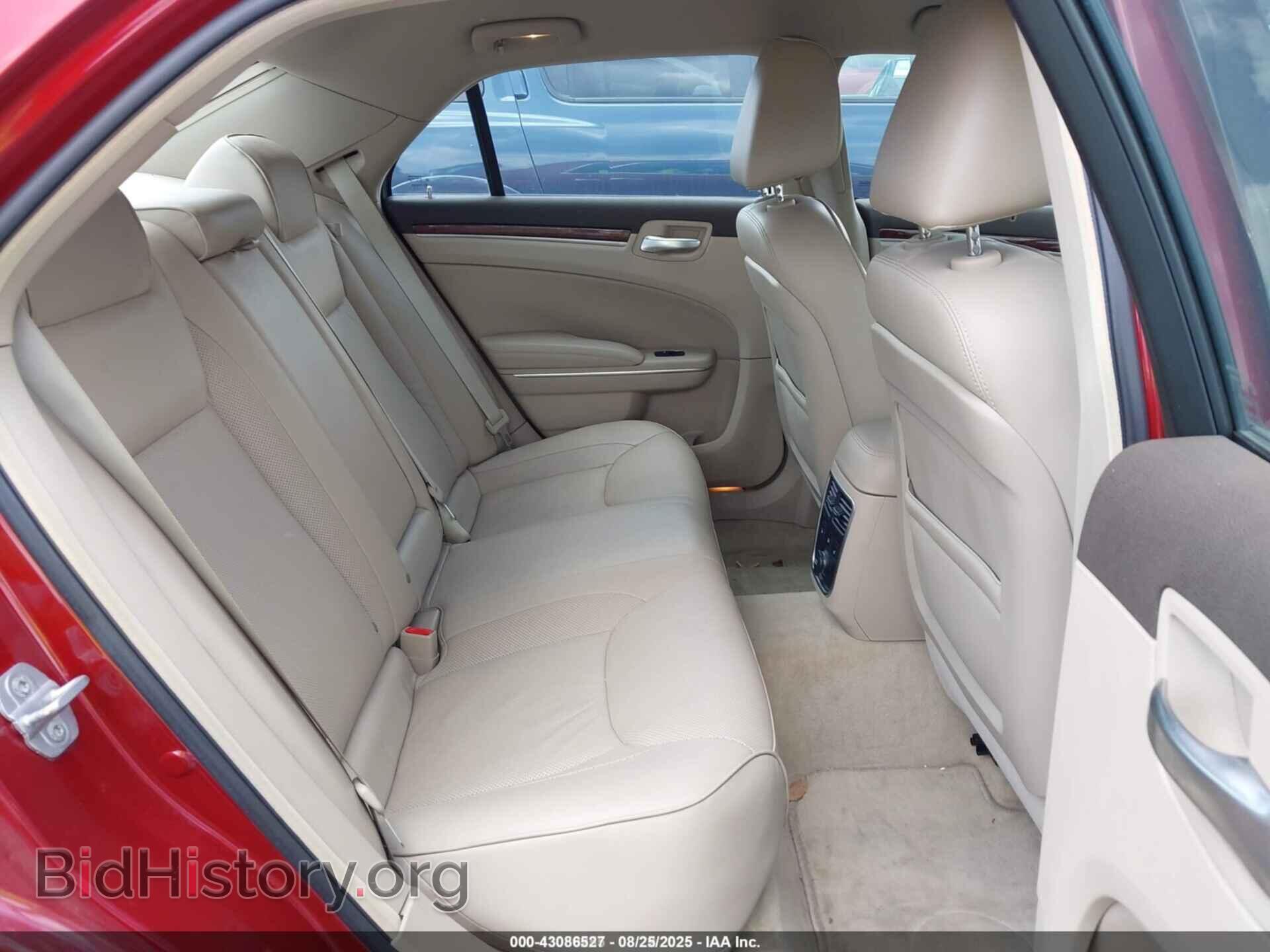 2011 CHRYSLER 300C - VIN: 2C3CA6CT8BH564016 - Фото 8