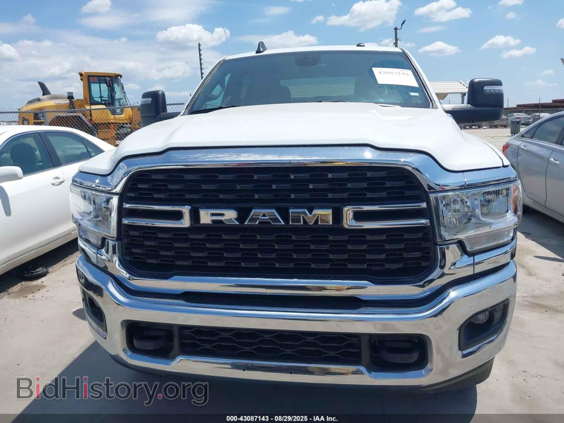 2024 RAM 3500 - VIN: 3C63R3HL9RG265468 - Фото 12